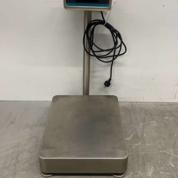 Stainless Steel DIGI DS-990 Scale, 230V, 38 x 60 x 75.5 cm, Food Service