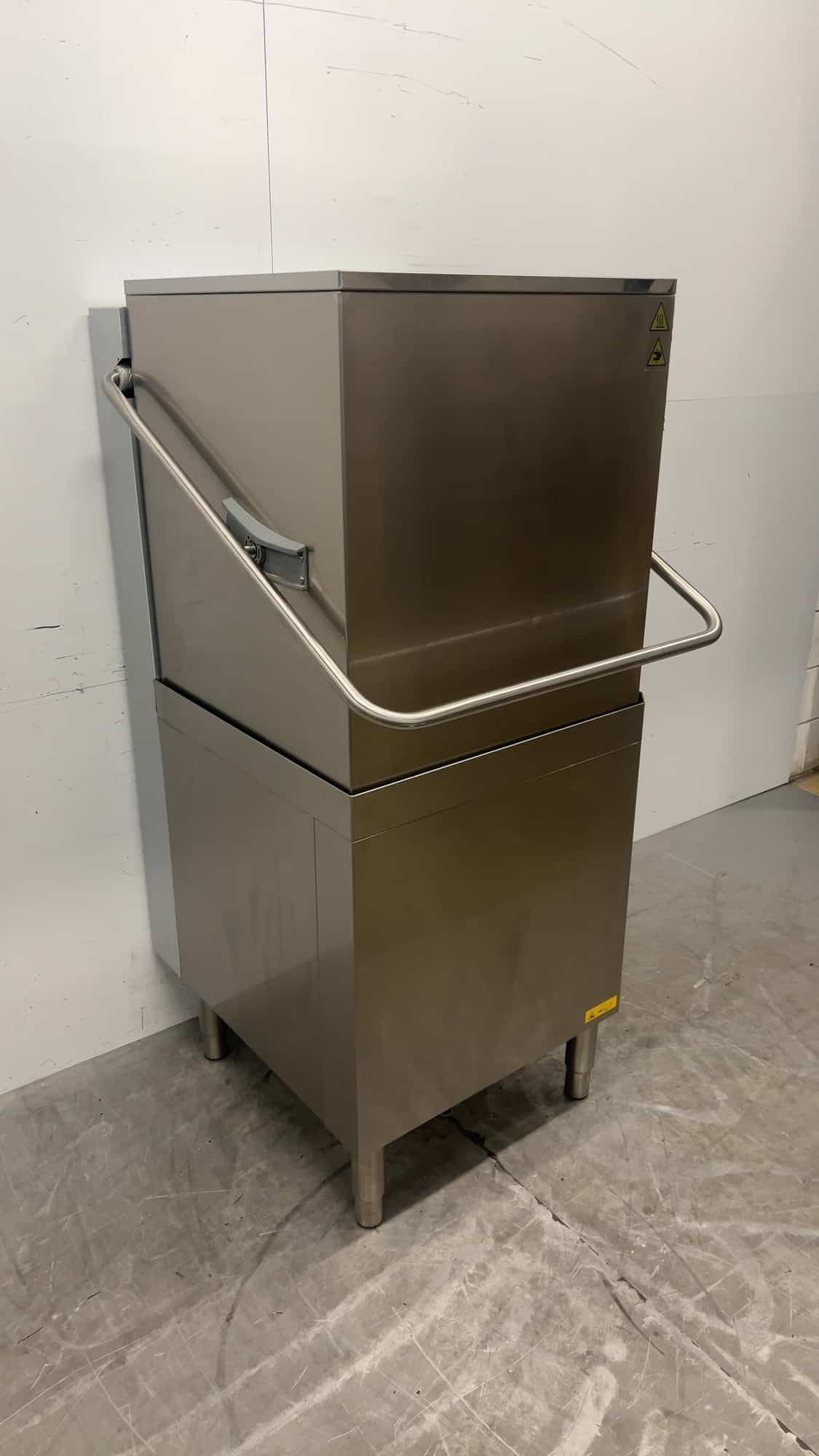 Zanussi HHT8 Stainless Steel Dishwasher, 9.9 kW, 400 V, Commercial Use