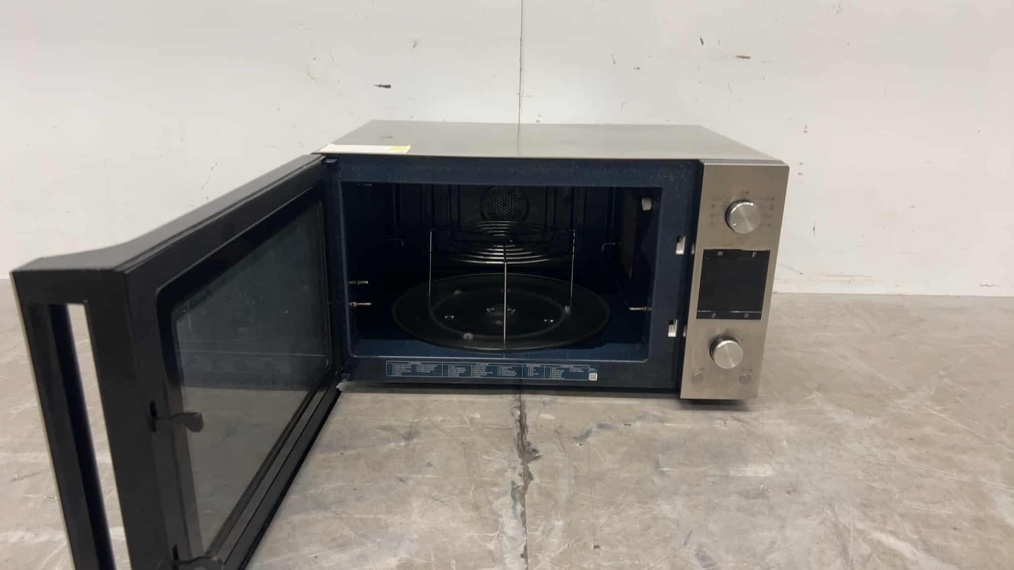 Stainless Steel Samsung MC455TERCSR Microwave, 45 liters, 230V, Commercial Use