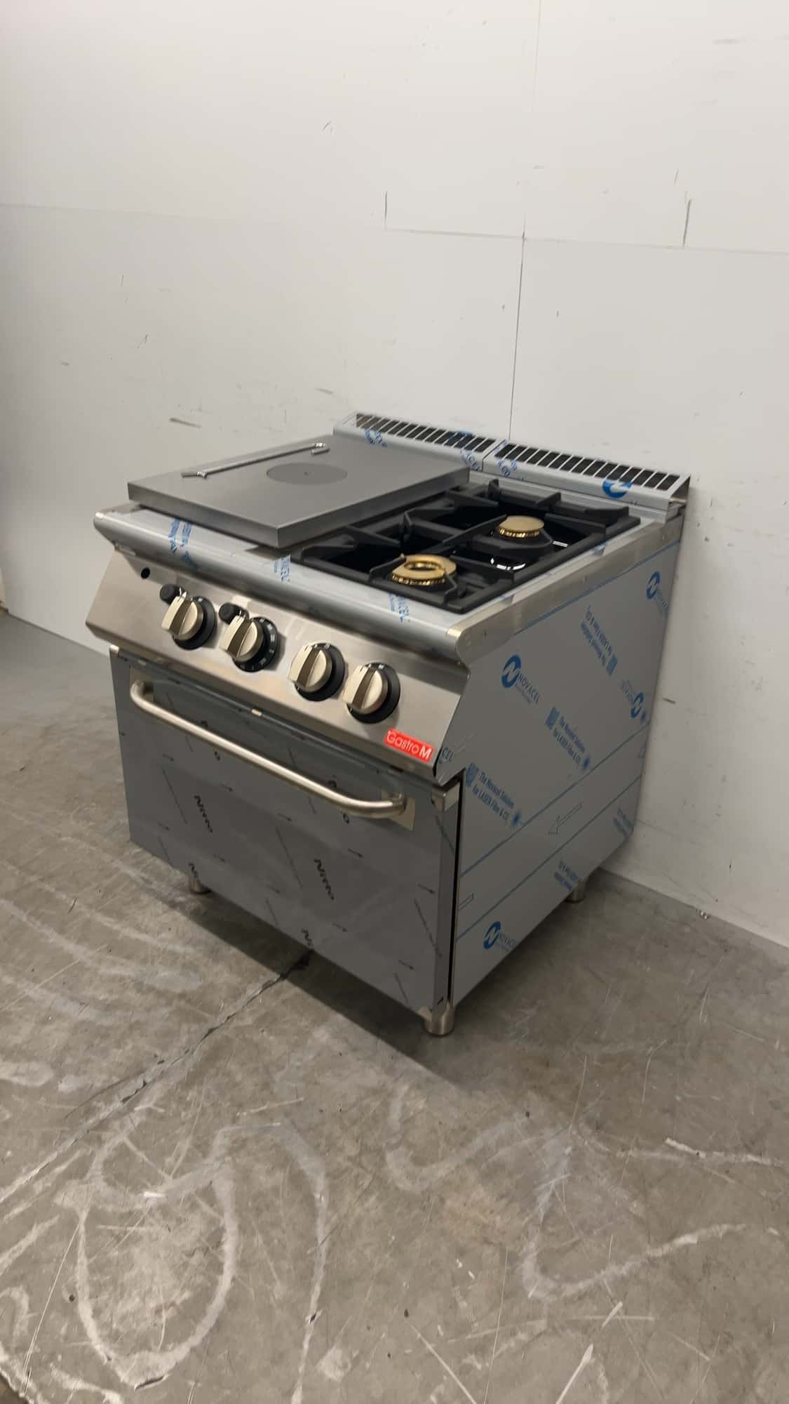 Stainless Steel Gastro M TPPCFGB Gas Stove with Griddle and Oven, 23.2 kW, GAS, Food Service