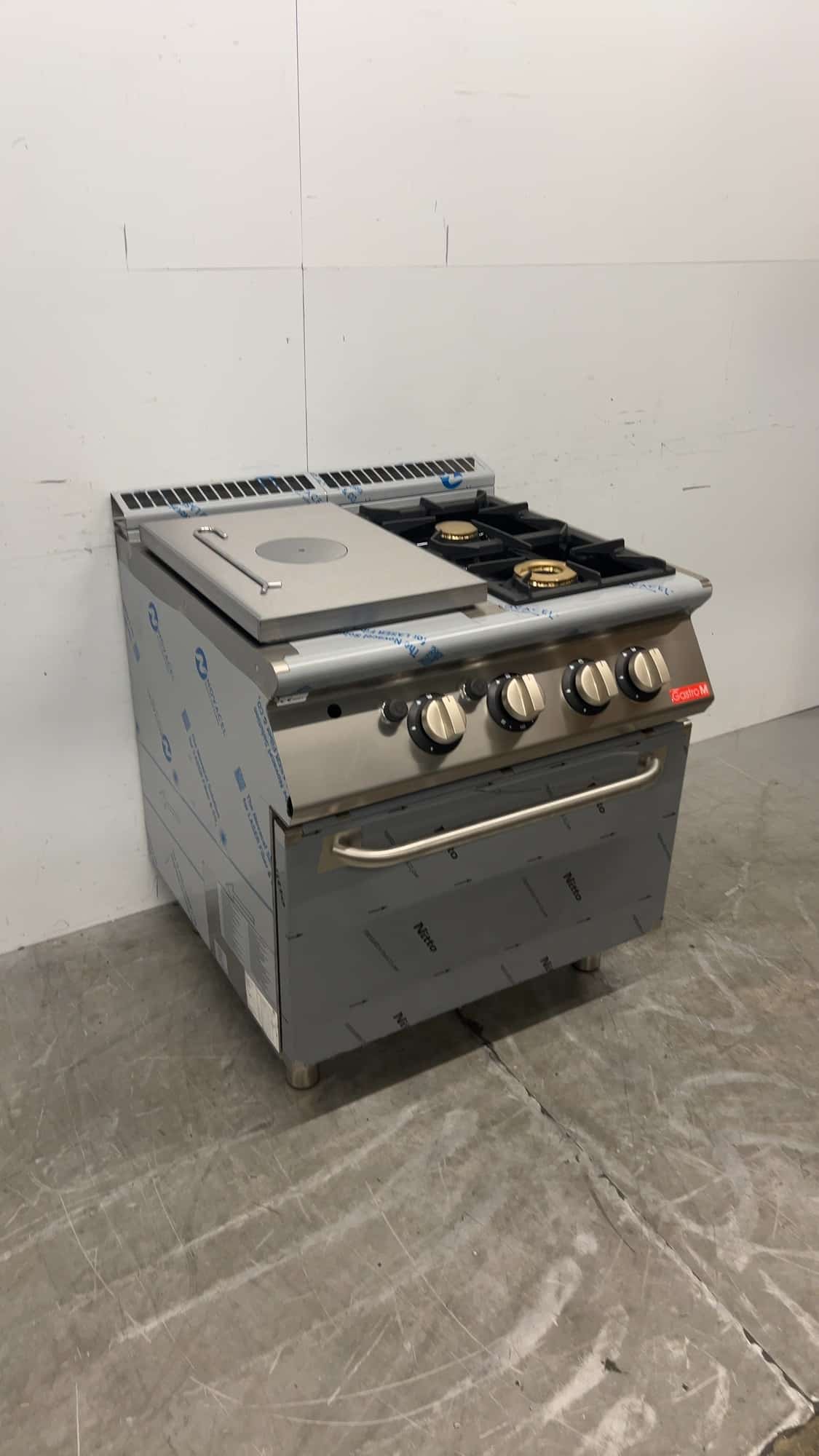 Stainless Steel Gastro M TPPCFGB Gas Stove with Griddle and Oven, 23.2 kW, GAS, Food Service